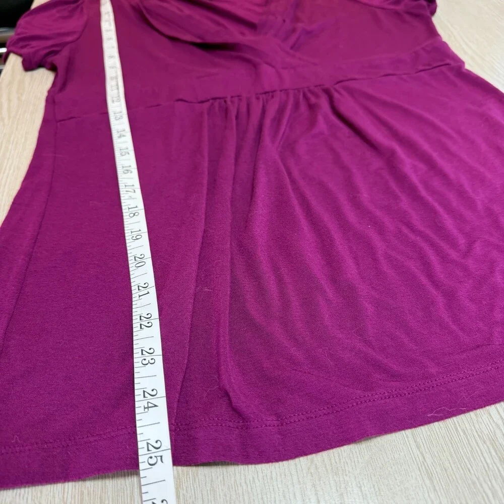 LOFT Peplum Top Blouse Women's Size M Purple Fuschia Wrap V-Neck Short Sleeve